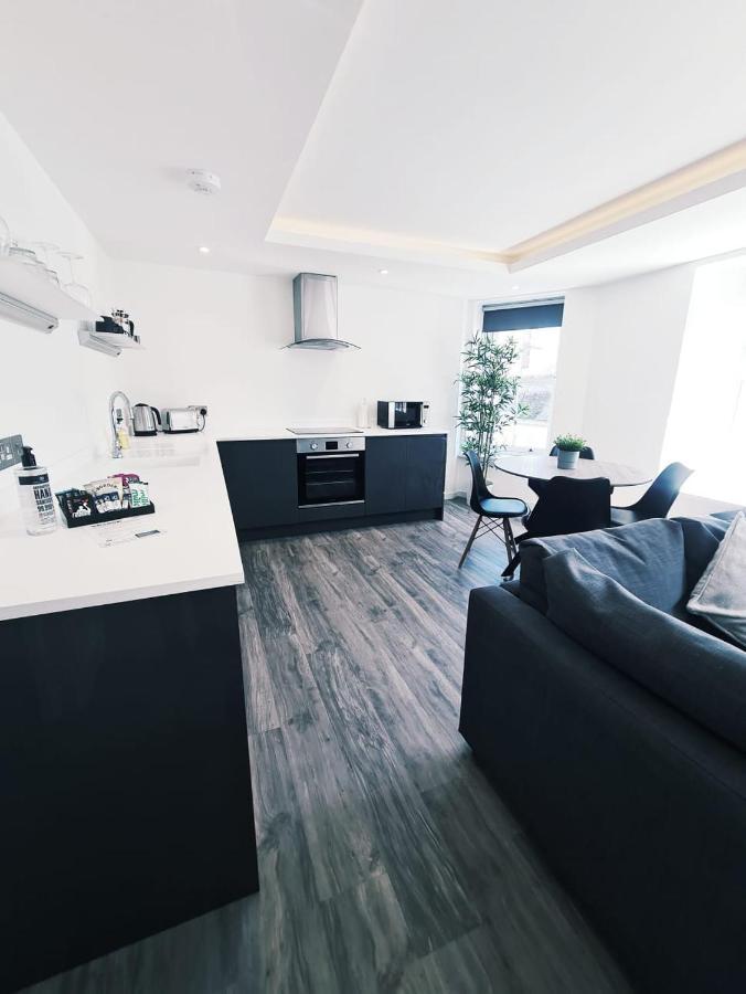 28 Harbour Lettings Luxury Apartments For Over 25S Plymouth Eksteriør bilde
