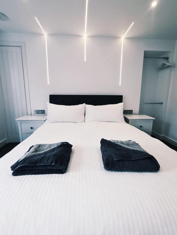 28 Harbour Lettings Luxury Apartments For Over 25S Plymouth Eksteriør bilde